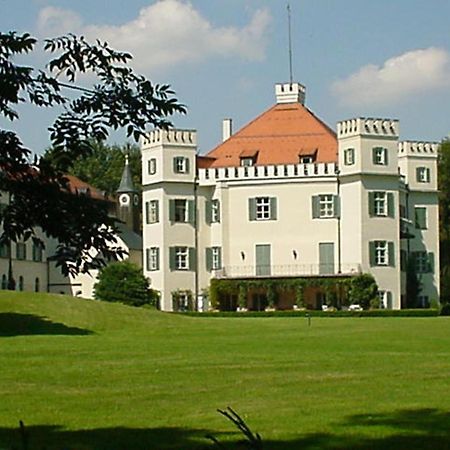 Jugendherberge Possenhofen Pocking  Buitenkant foto