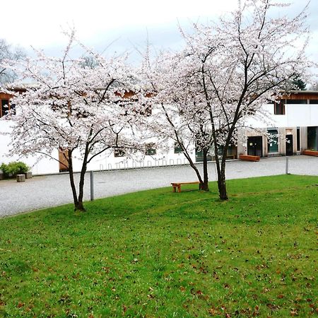 Jugendherberge Possenhofen Pocking  Buitenkant foto