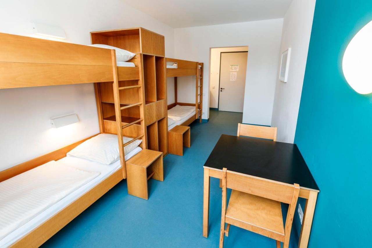 Jugendherberge Possenhofen Pocking  Buitenkant foto