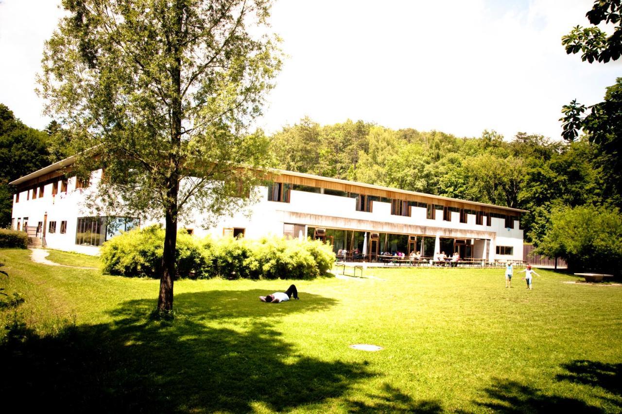 Jugendherberge Possenhofen Pocking  Buitenkant foto